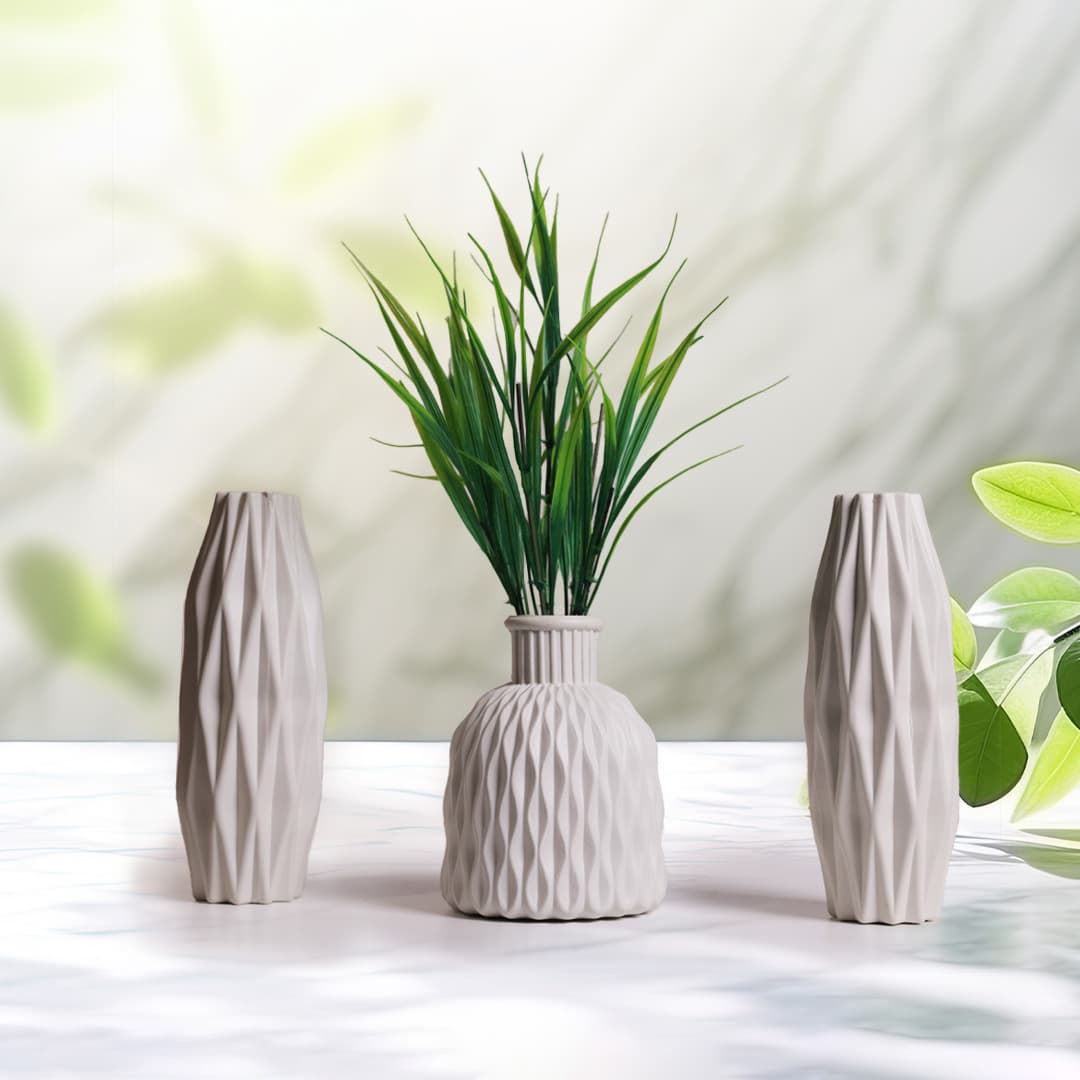 Set of 3 Durable Plastic Flower Vases for Home Décor